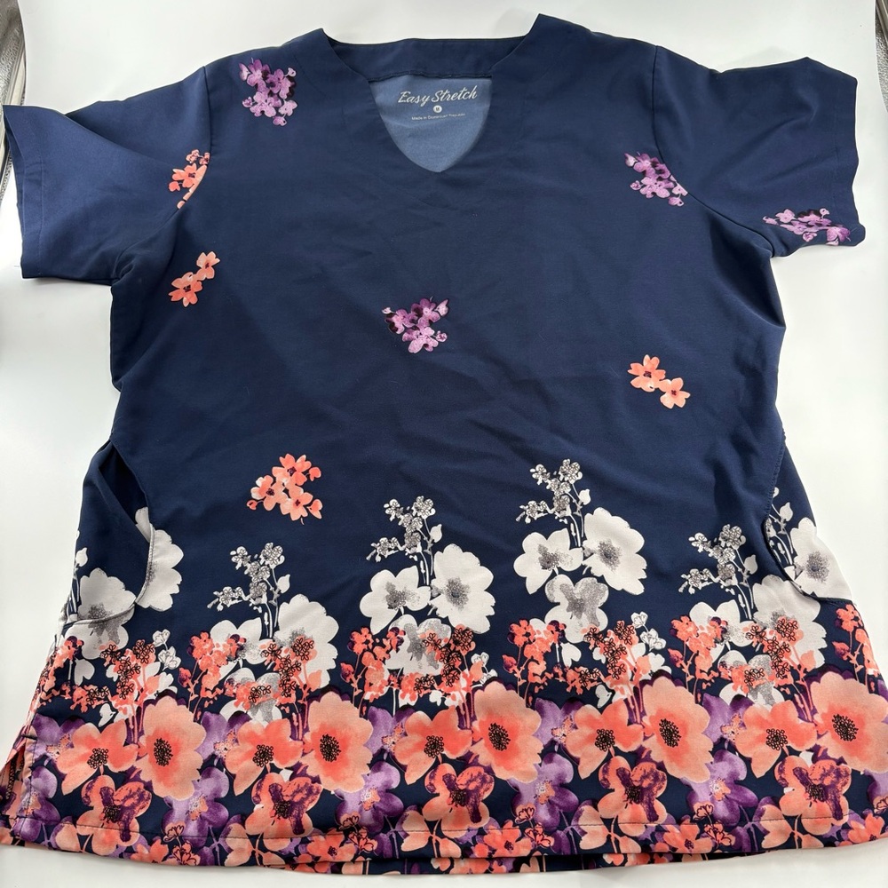 Easy Stretch Women's Floral Scrub Top Medium